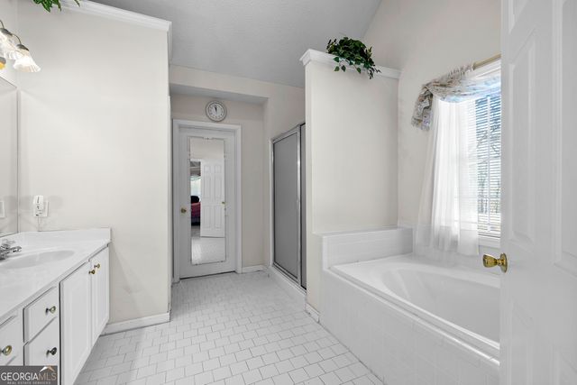 305 Surrey Park Drive, Fayetteville, GA 30215