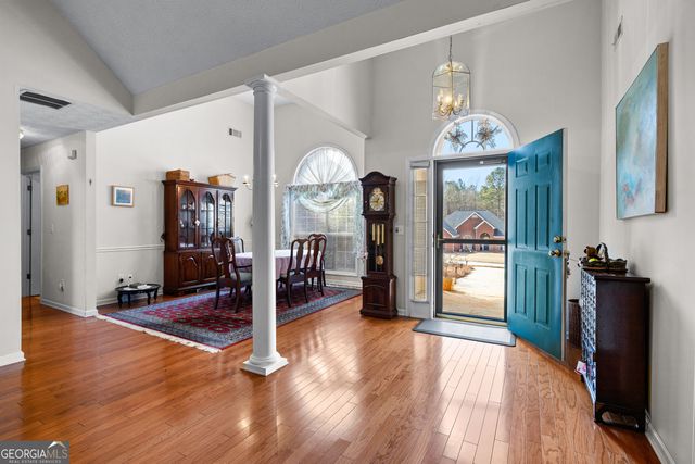 305 Surrey Park Drive, Fayetteville, GA 30215