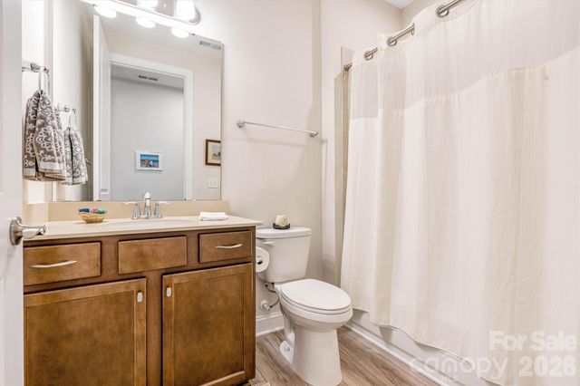 6601 Good News Drive, Charlotte, NC 28215