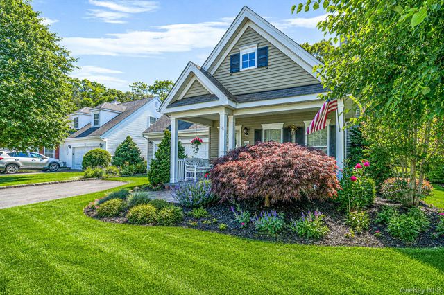 116 Golden Spruce Drive, Calverton, NY 11933