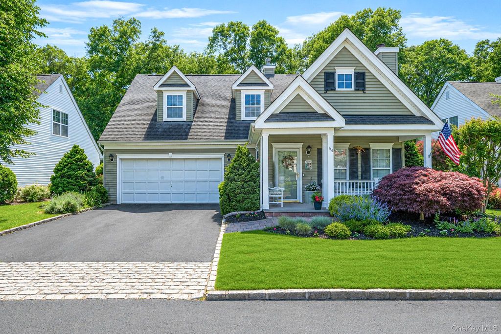 116 Golden Spruce Drive, Calverton, NY 11933