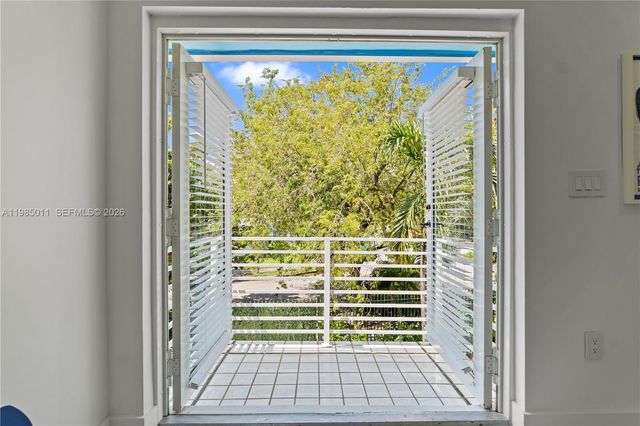 1345 SW 14th Ave, Miami, FL 33145