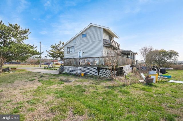 4521 MAIN ST, Chincoteague Island, VA 23336