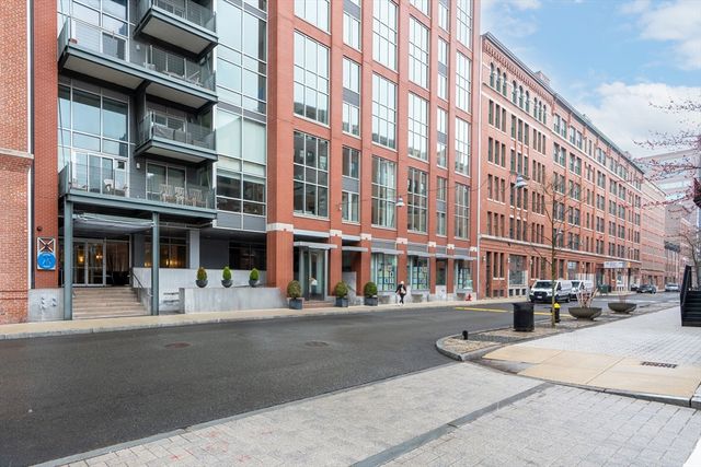 25 Channel Center 212, Boston, MA 02210