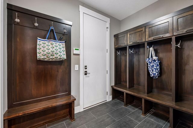 5290 Shenandoah Lane N, Plymouth, MN 55446