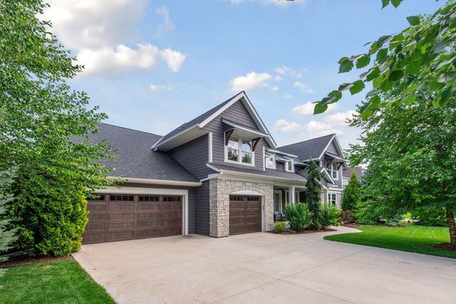 5290 Shenandoah Lane N, Plymouth, MN 55446