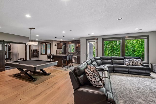 5290 Shenandoah Lane N, Plymouth, MN 55446