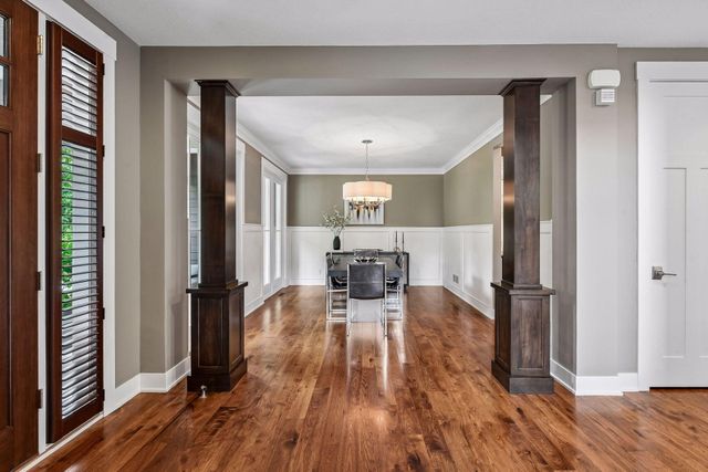 5290 Shenandoah Lane N, Plymouth, MN 55446