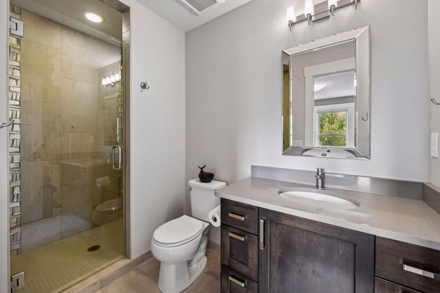 5290 Shenandoah Lane N, Plymouth, MN 55446