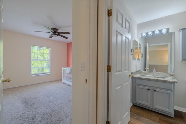 6417 ROSEFINCH COURT 102, Lakewood Ranch, FL 34202
