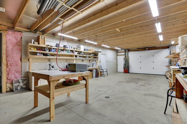 761 Granite Rd, Newport, WA 99156