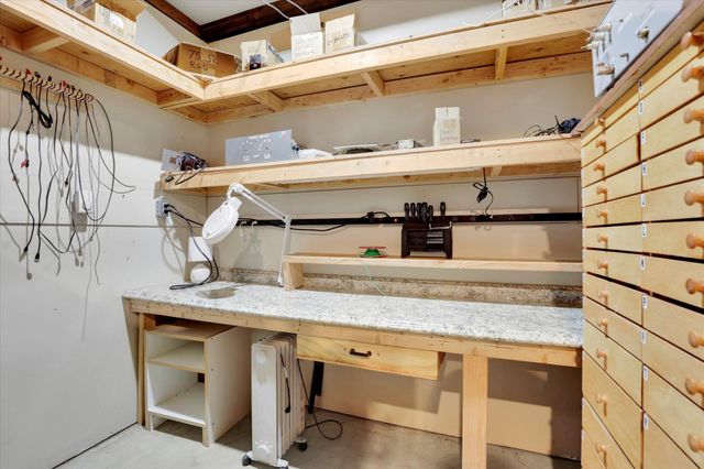 761 Granite Rd, Newport, WA 99156