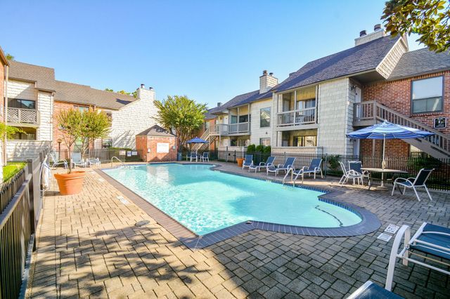 2829 Timmons Ln 161, Houston, TX 77027