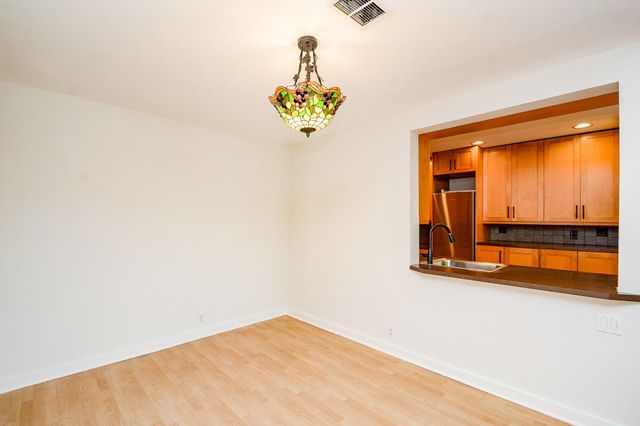 2829 Timmons Ln 161, Houston, TX 77027
