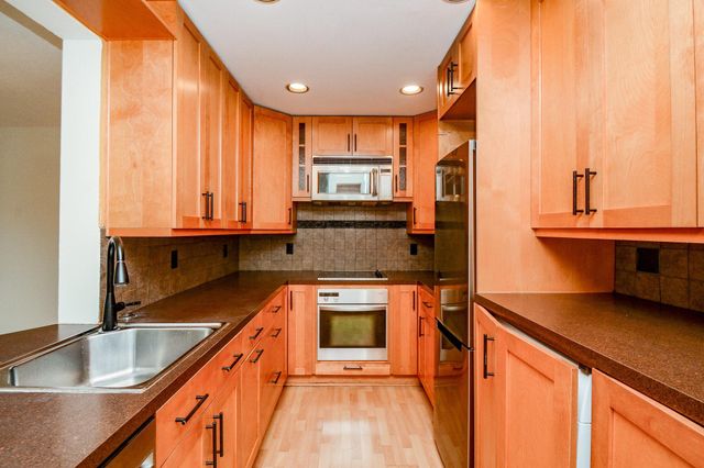 2829 Timmons Ln 161, Houston, TX 77027