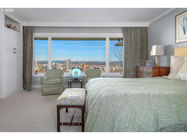 1205 Sw MYRTLE Dr, Portland, OR 97201