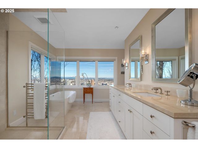 1205 Sw MYRTLE Dr, Portland, OR 97201