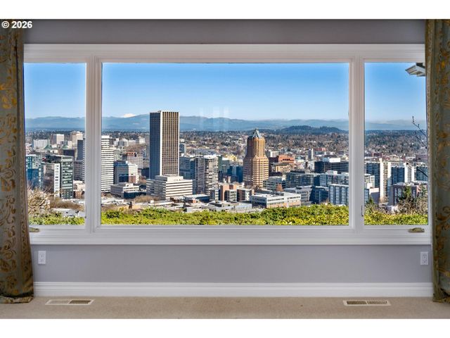 1205 Sw MYRTLE Dr, Portland, OR 97201