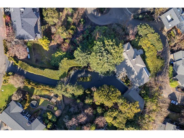 1205 Sw MYRTLE Dr, Portland, OR 97201