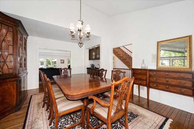 281 W Elm Park Avenue, Elmhurst, IL 60126