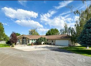 535 S 100 E, Jerome, ID 83338