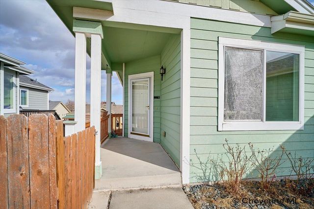 1609 MAROON DR, Cheyenne, WY 82001