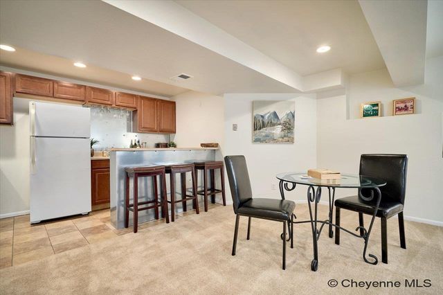 1609 MAROON DR, Cheyenne, WY 82001