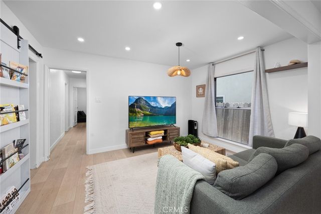 108 110 Bennett Avenue, Long Beach, CA 90803