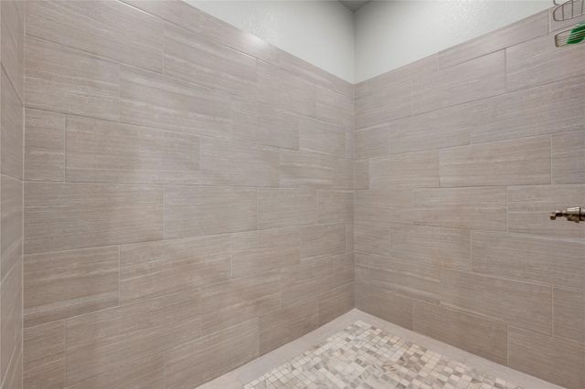 100 S Thomas CV, Burnet, TX 78611