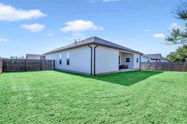 100 S Thomas CV, Burnet, TX 78611
