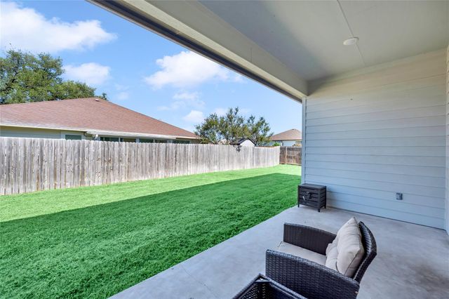 100 S Thomas CV, Burnet, TX 78611