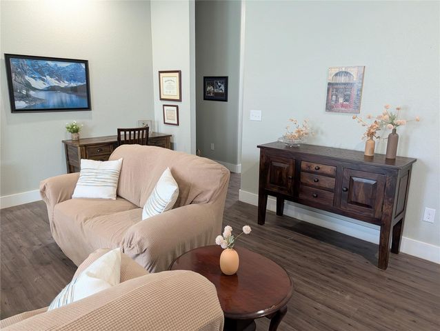 100 S Thomas CV, Burnet, TX 78611