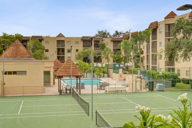 10451 W Broward Boulevard 205, Plantation, FL 33324