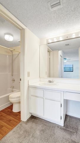 10451 W Broward Boulevard 205, Plantation, FL 33324
