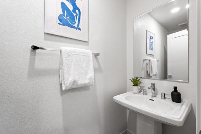 9423 Ocean Park Way, Newark, CA 94560