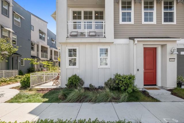 9423 Ocean Park Way, Newark, CA 94560