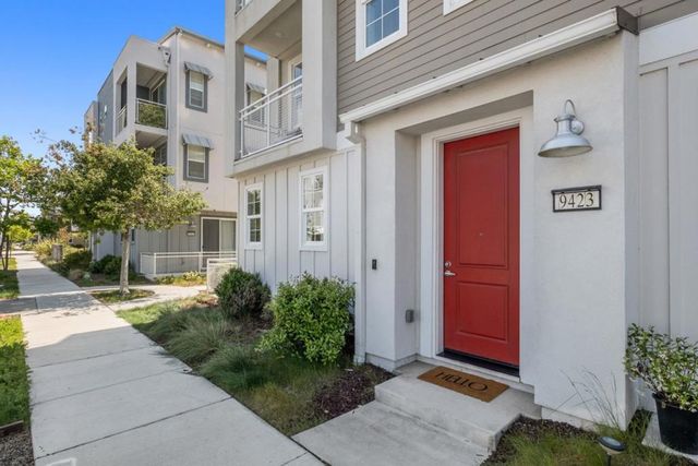 9423 Ocean Park Way, Newark, CA 94560