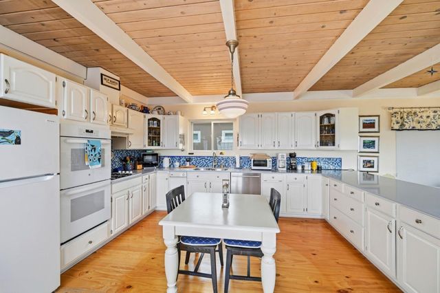 50 Tulare Street, Brisbane, CA 94005