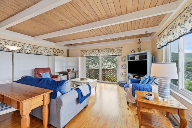 50 Tulare Street, Brisbane, CA 94005