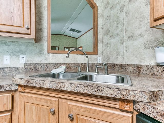 3200 Wright Avenue, Spencer, OK 73084