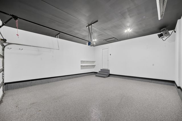 216 NW Lexington Drive, Waukee, IA 50263