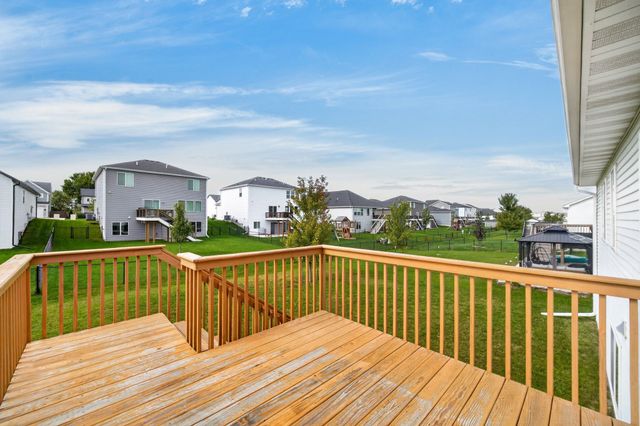 216 NW Lexington Drive, Waukee, IA 50263