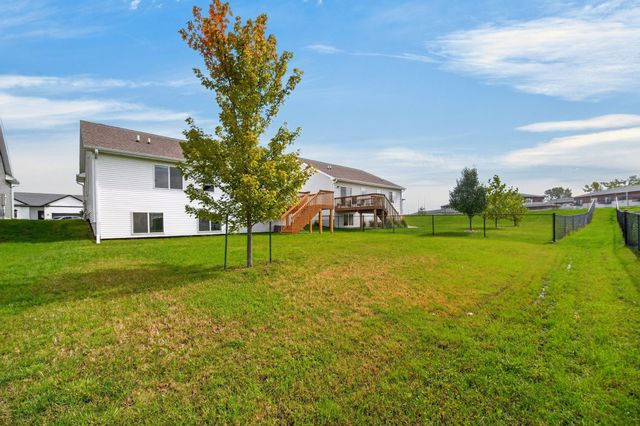 216 NW Lexington Drive, Waukee, IA 50263