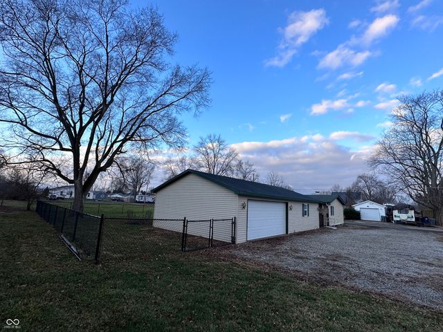 129 Armitage Street, Cicero, IN 46034