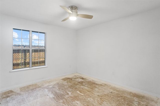 5001 Texas Avenue, La Marque, TX 77568