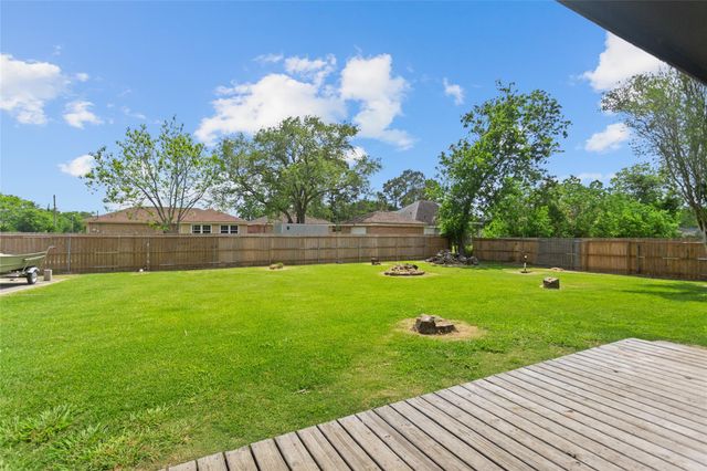5001 Texas Avenue, La Marque, TX 77568