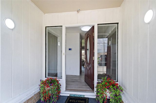 5001 Texas Avenue, La Marque, TX 77568