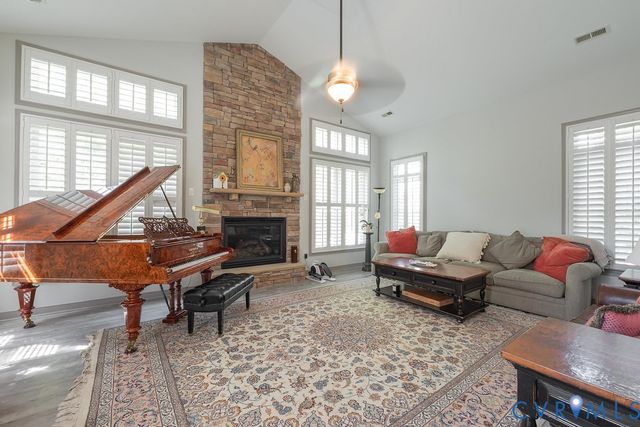 3485 Manor Grove Cir, Glen Allen, VA 23059