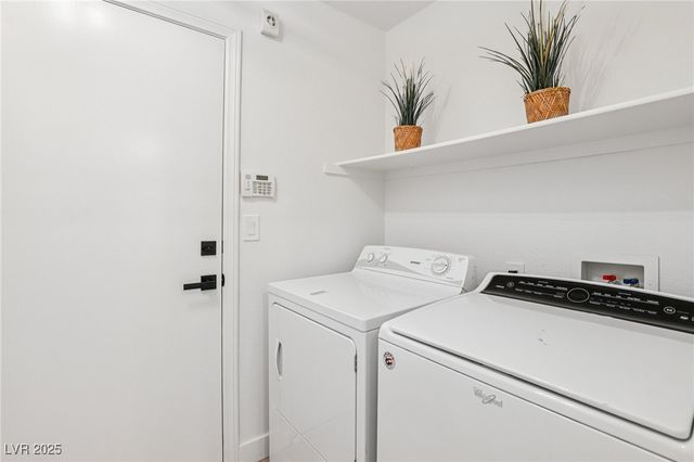 7400 Queen Palm Drive, Las Vegas, NV 89128