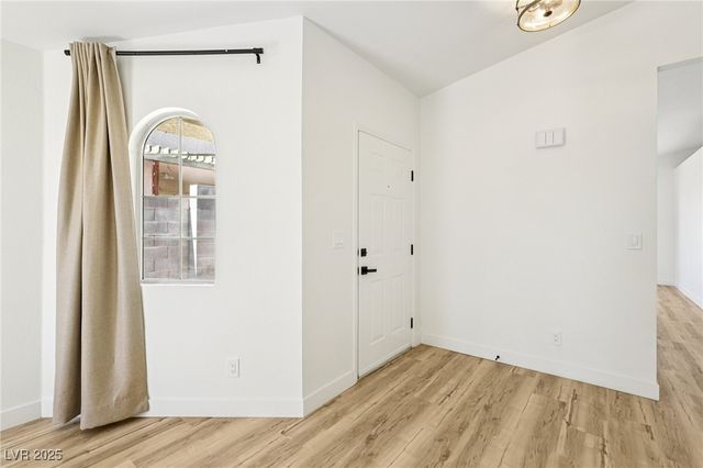 7400 Queen Palm Drive, Las Vegas, NV 89128